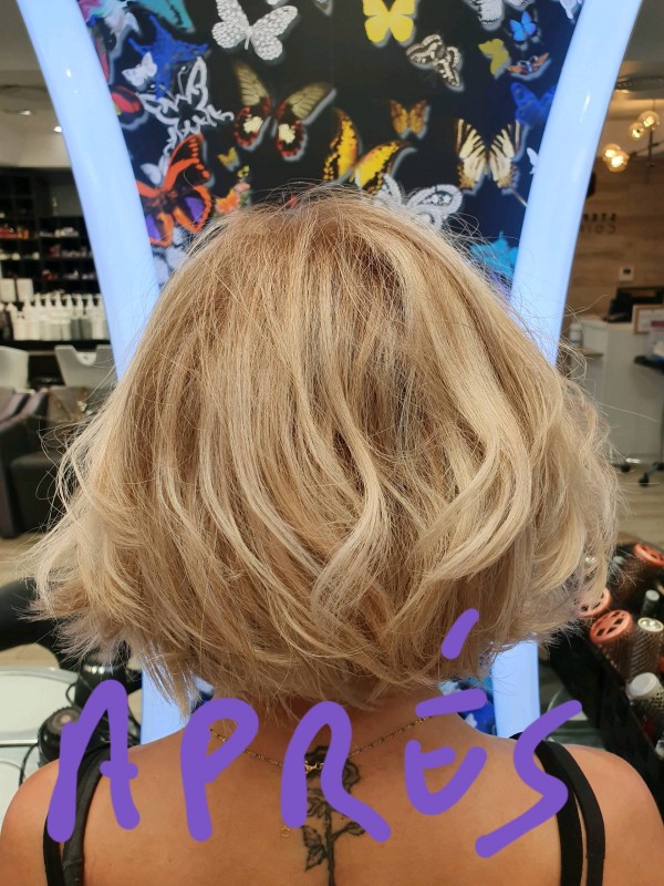 Transformation capillaire pour femme, passage des cheveux longs à un carré court flou dynamique avant/après